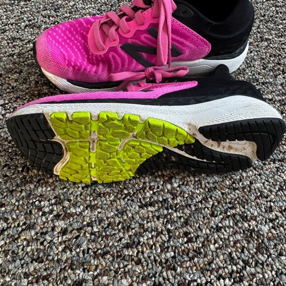 Kids New Balance Fresh Foam - Picture 2 of 4